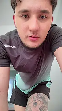 Онлайн чат XXX Massimo_Fiore