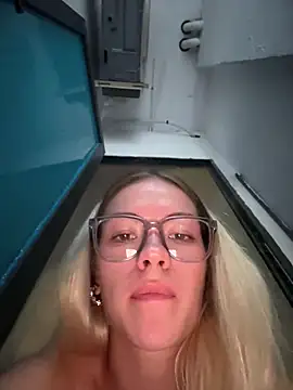 -Sexy_Barbie- – Naživo XXX chat