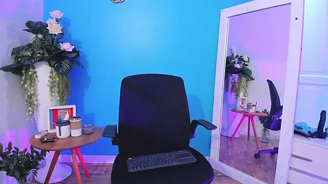 Chat XXX ao vivo de ViictoriiaSaenz