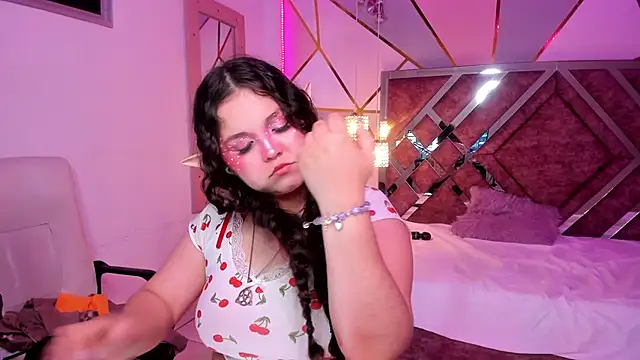 Chat +18 de ShylySweet ao vivo