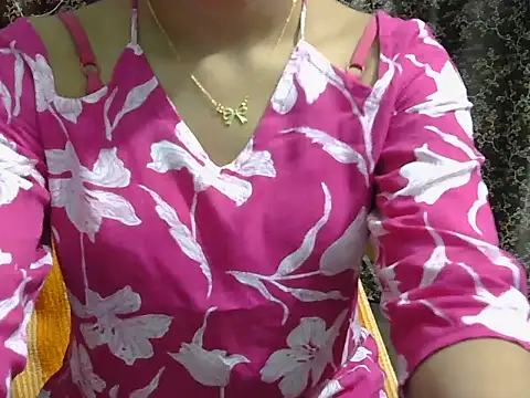 Adorable_Ayesha live XXX chat