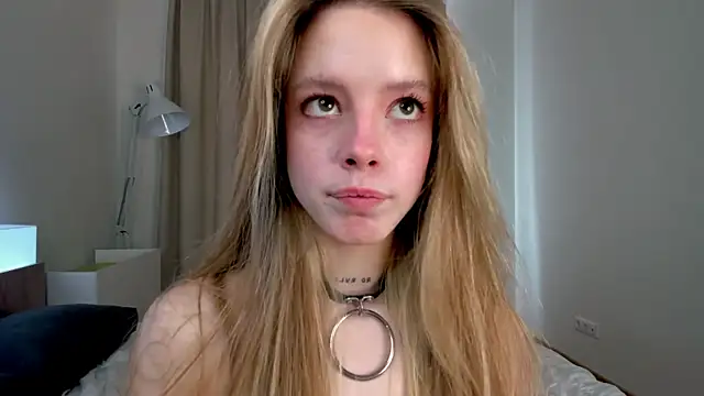 Chat +18 de TiffinyMergist ao vivo