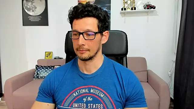 BrutusK08 Show Webcam