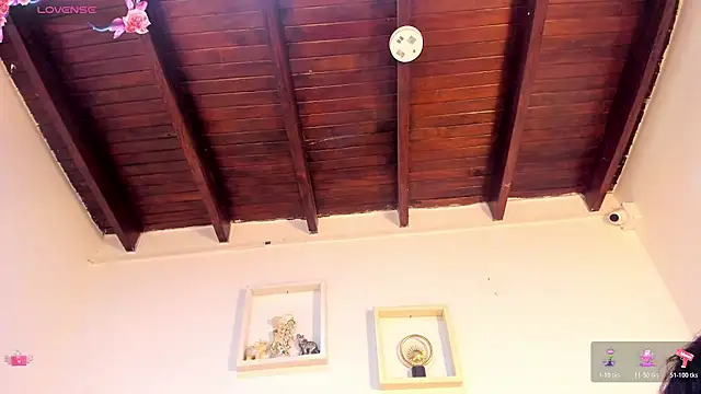 vahiolet_fuentes Chat XXX live