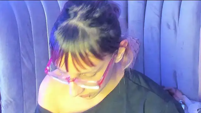 Chatroom XXX en direct de KatsuraRen