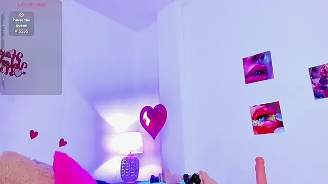 Онлайн чат XXX naomy_68