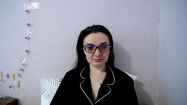 Shiny_gine Chat XXX in diretta