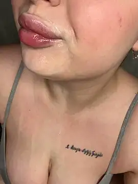 KellyMoors Live XXX-chat