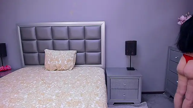 Chat +18 de HellennSweet ao vivo