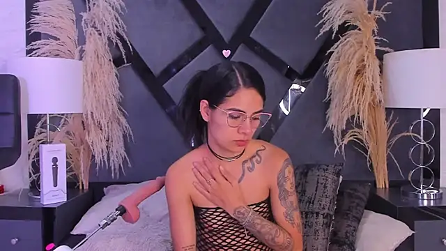 NicoleEsposito Chat XXX live