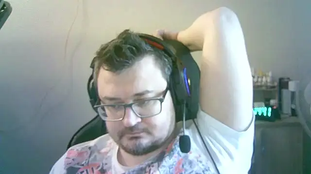 دردشة SirAbuser الجنسية المباشرة