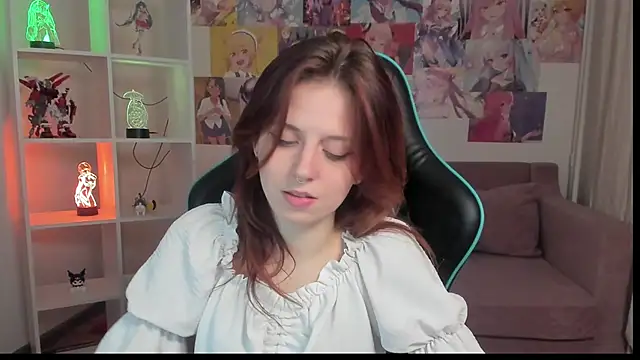 FreyaVey live XXX chat