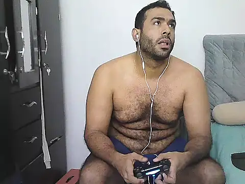 دردشة AlphaLatinoBear الجنسية المباشرة