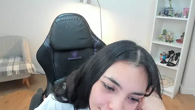 _BellaEvans_ live XXX chat