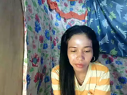 PinaySkinnyGirlのライブXXXチャット