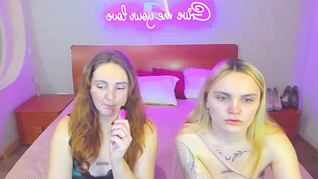 MagicEyessのライブXXXチャット