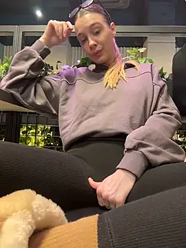 Chat +18 de SashaCatt ao vivo