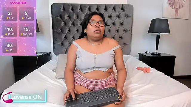 Chat XXX ao vivo de Kiri_Black_