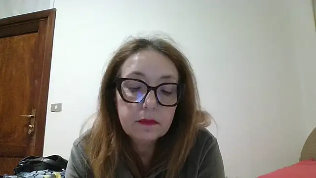 دردشة Miasexmilf الجنسية المباشرة