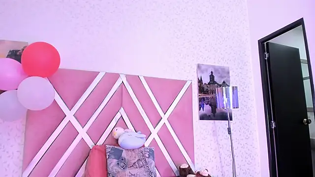 aniemorningstarのライブXXXチャット