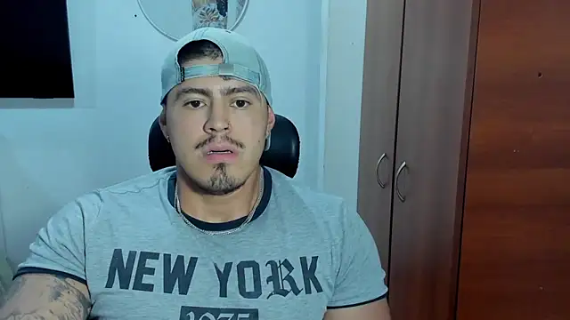 Онлайн чат XXX Baltazar_Dupont