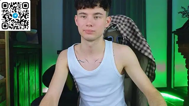 Онлайн чат XXX Cute_Mike