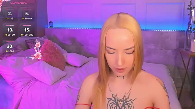 Chat XXX en directo de MarquiseMuse