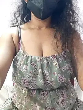 Chathuni লাইভ XXX চ্যাট