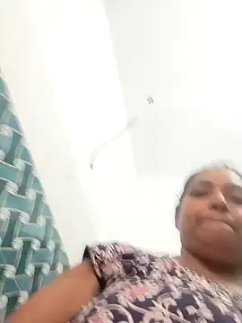 Živý XXX chat Hot-Tinaa