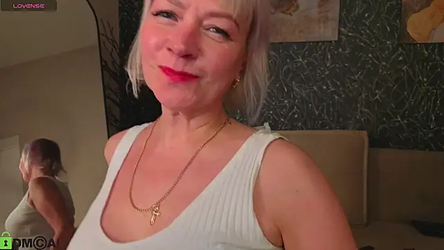 Ann_Annise Chat XXX in diretta