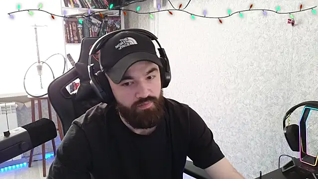 Chat +18 de _Mostly_ ao vivo