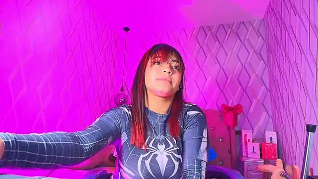 Pertunjukan Kamera Web NicolleTaylor