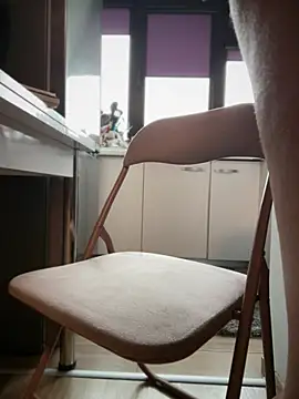 HotXMom_ Adlı Modelin Canlı XXX Sohbeti