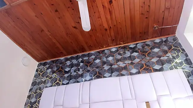 Chat XXX ao vivo de lia_mariana