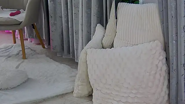 IsabelleEthan Chat XXX in diretta