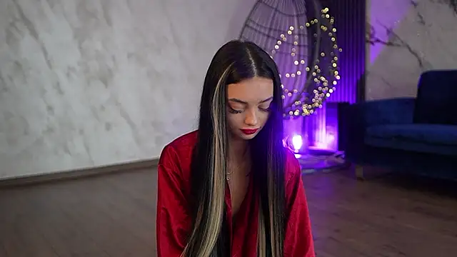 XXX chat uživo modela RachelRavee