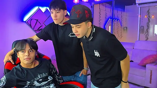 Chat XXX en directo de Houseofwarrios