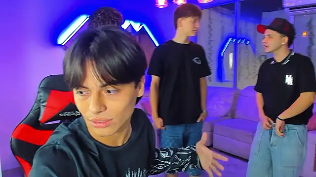 Houseofwarrios: απευθείας συνομιλία ΧΧΧ