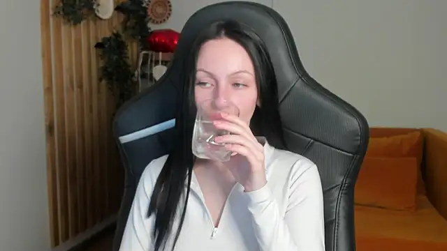 Czat XXX na żywo – NaomiBlakes