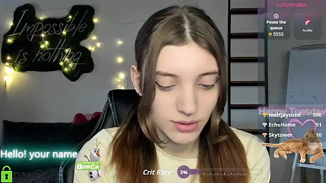 XXX chat uživo modela CherryBloom777