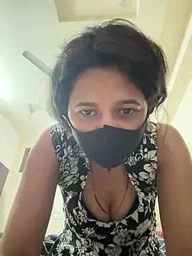 Webkamerová show raavigirl