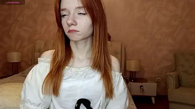 TarynPalek: вебкам-шоу