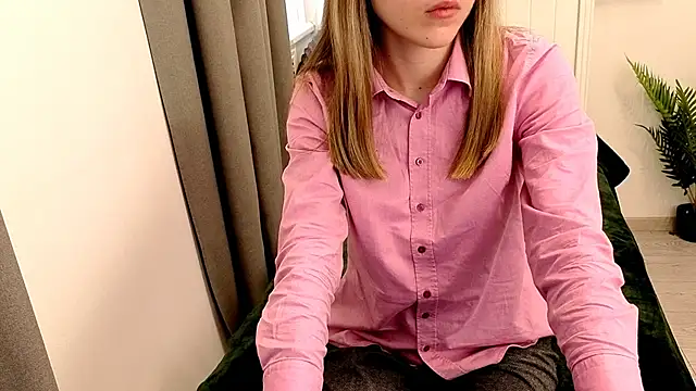 Just_L0VE_me Live XXX-Chat