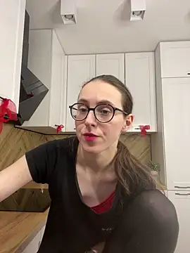 MartiniiSelenna: онлайн-секс-чат