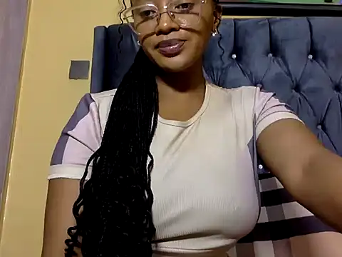 BOOTY_BANGERxxx Adlı Modelin Canlı XXX Sohbeti