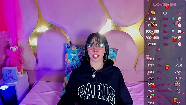 Chat XXX en directo de NaniiSisy