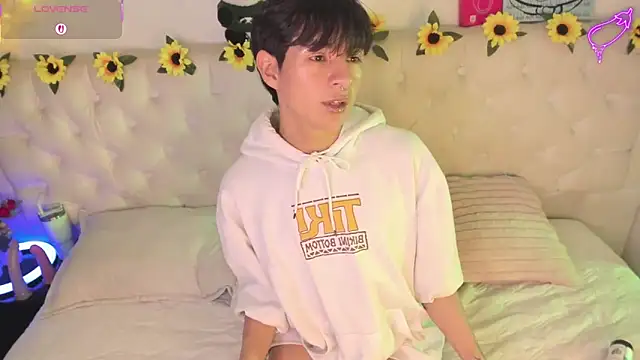 Sembang XXX Secara Langsung AleAurarashi