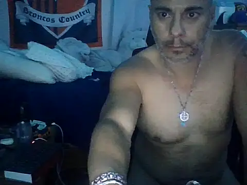 ValuedConcept687 লাইভ XXX চ্যাট