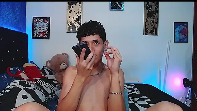 yorsamm_smitn Live XXX chat