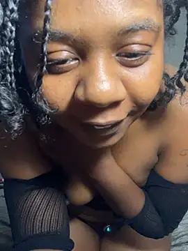 Ebony_Queeen 라이브 XXX 채팅